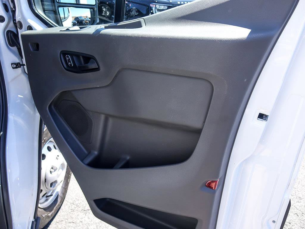 Used 2025 White Ford Base image 27