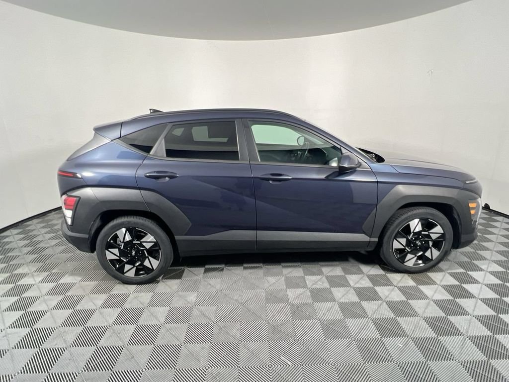 Used 2024 Blue Hyundai SEL image 3