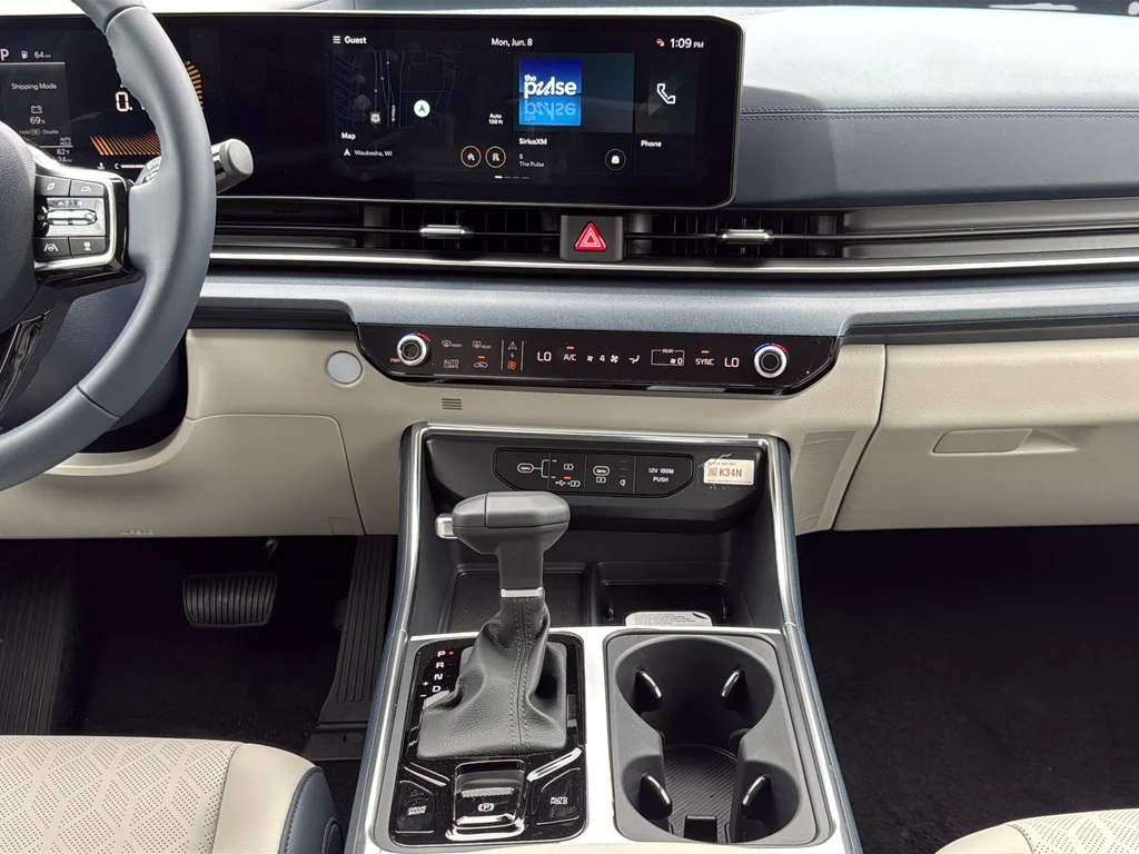 New 2026 Snow White Pearl Kia EX image 14