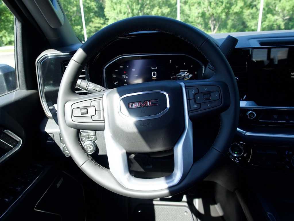 New 2026 Onyx Black GMC SLT image 18