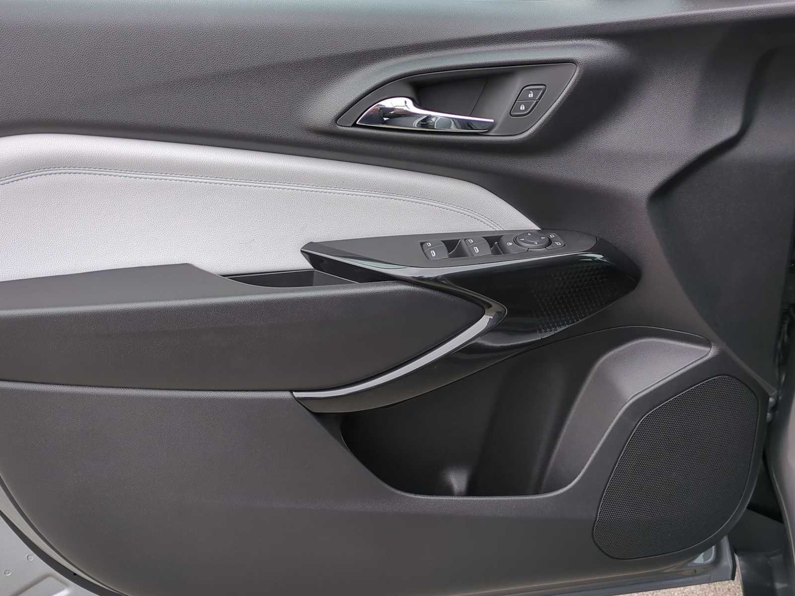 New 2026 Sterling Gray Metallic Chevrolet LT image 10