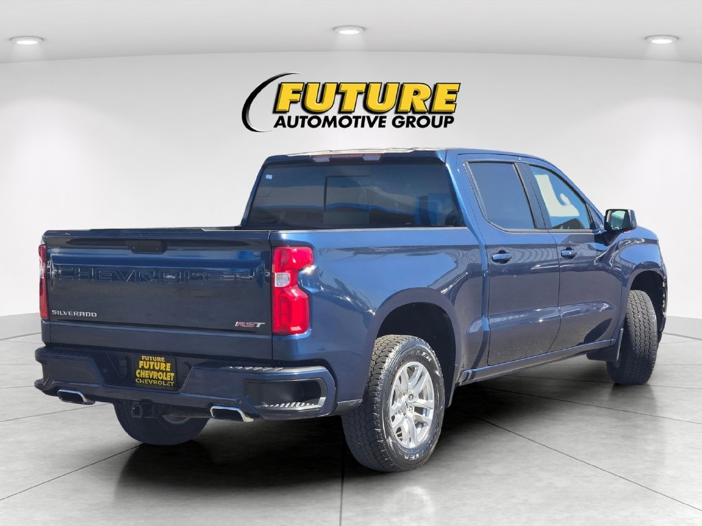 Used 2020 Blue Chevrolet RST image 4
