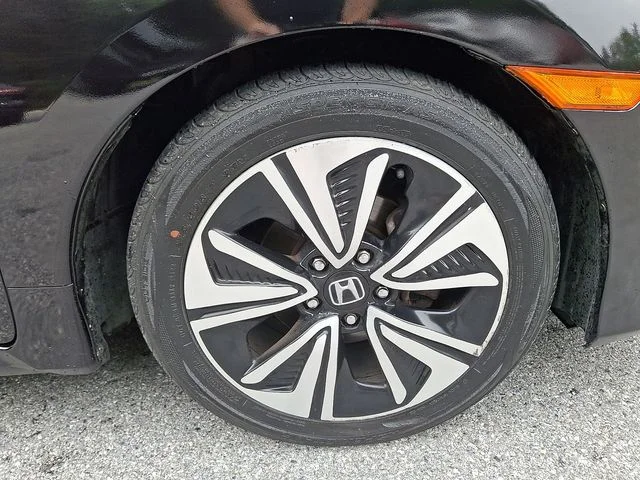 Used 2016 Black Honda EX-L image 10
