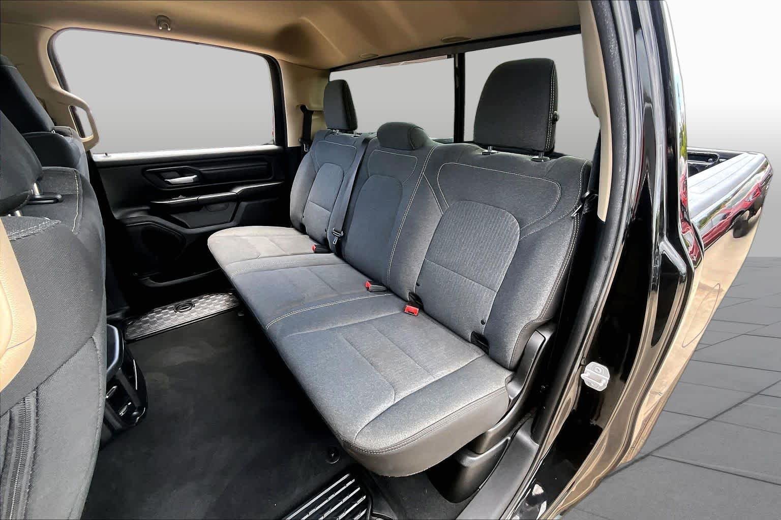 Used 2019 Diamond Black Crystal Pearlcoat Ram Tradesman image 21