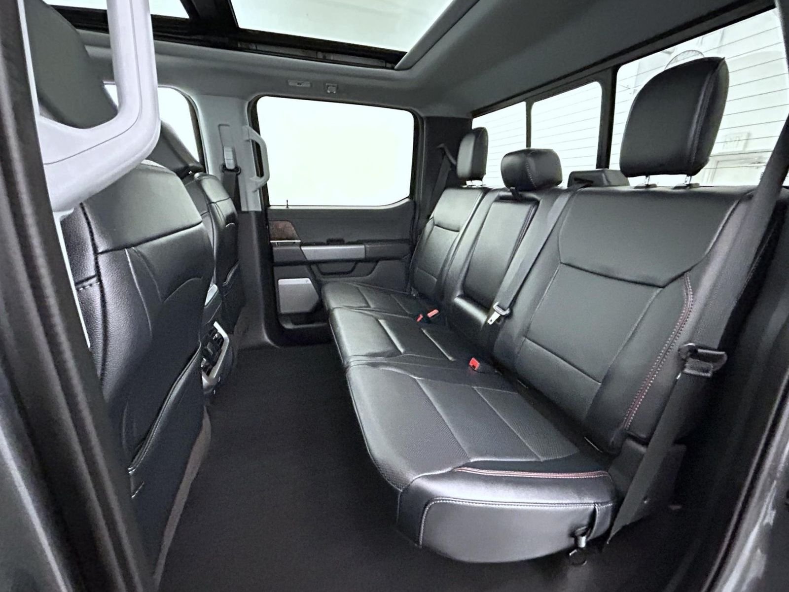 Used 2023 Gray Ford Lariat image 19