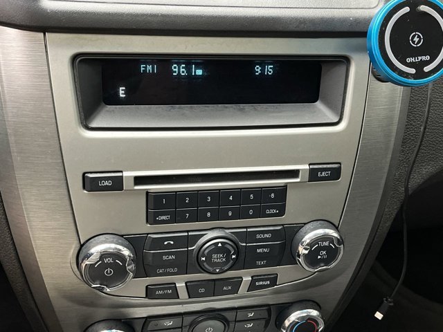 Used 2012 Blue Flame Ford SE image 16