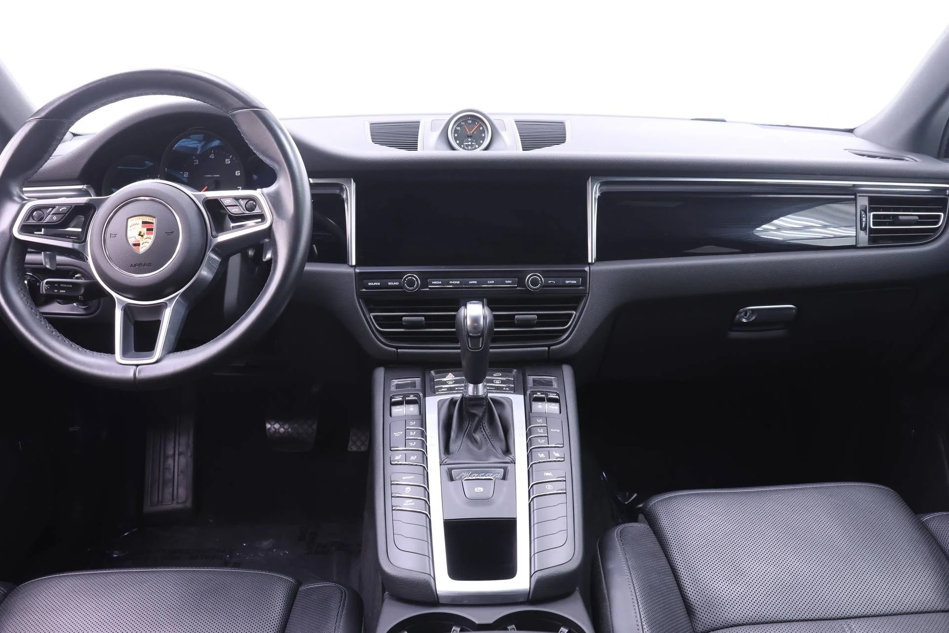 Used 2021 White Porsche  image 19