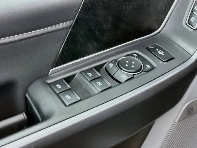 New 2027 Carbonized Gray Metallic Ford F-250® XLT image 18