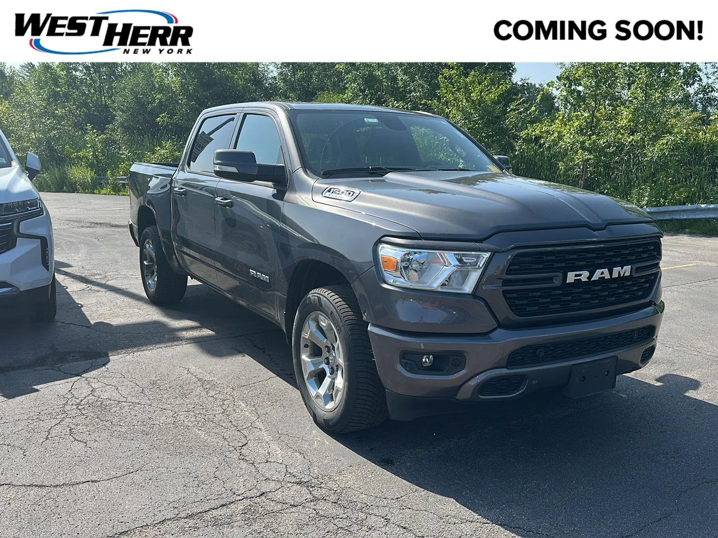 2022 RAM 1500 Big Horn/Lone Star 4x4 Crew Cab 5'7's photo
