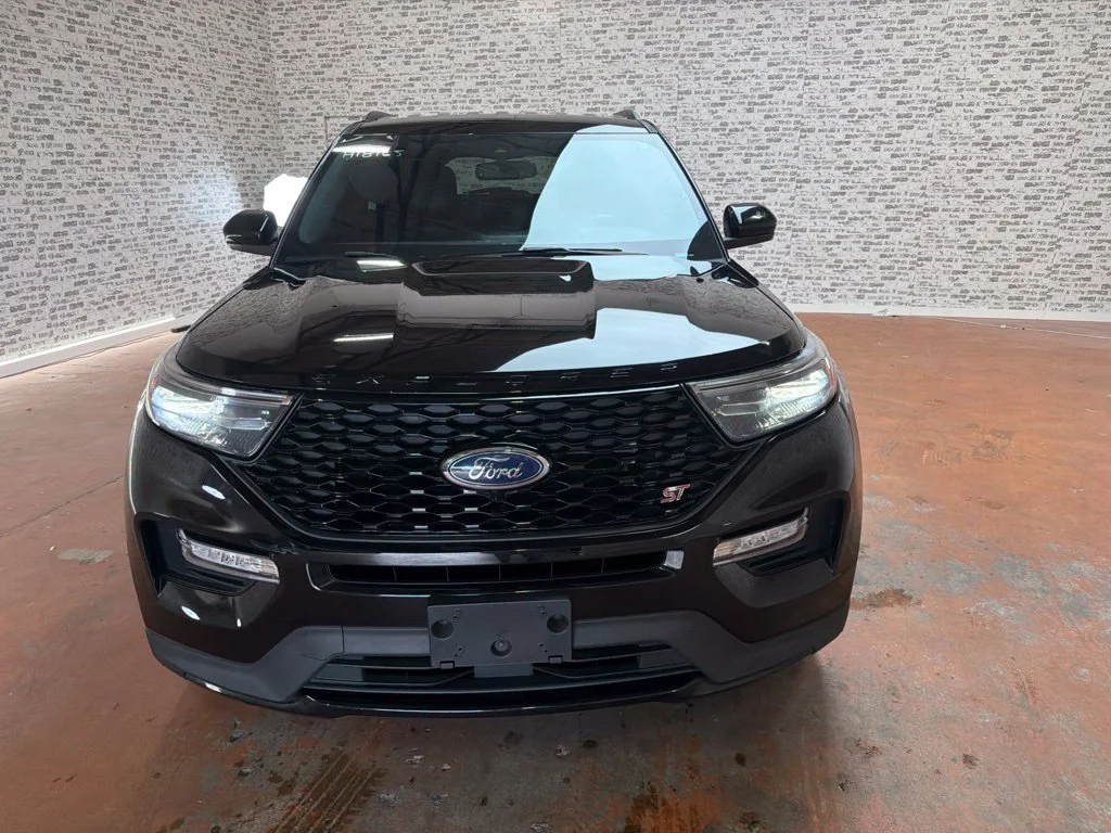Used 2022 Black Metallic Ford ST image 2