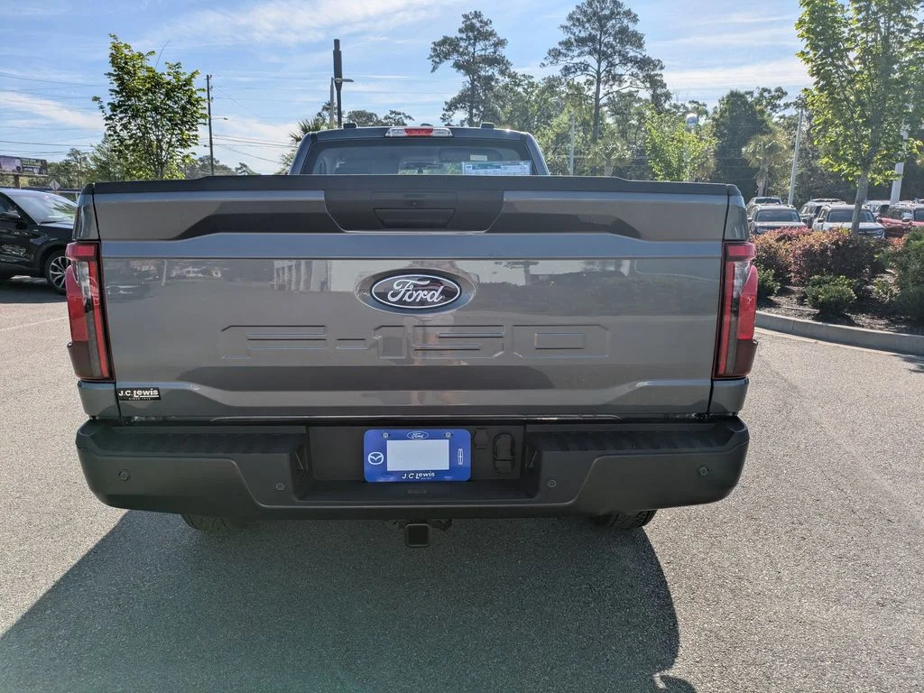 New 2026 Carbonized Gray Metallic Ford XL image 5