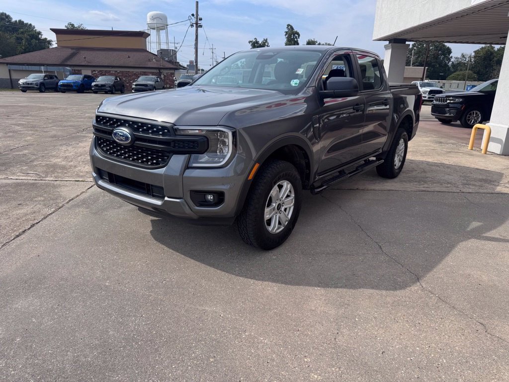 Used 2024 Gray Ford XL image 3