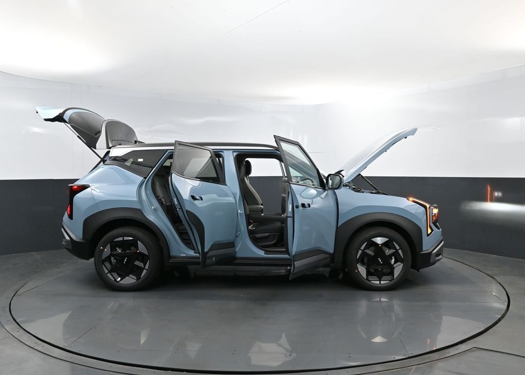 New 2027 Frost Blue / Black Roof Kia S image 28