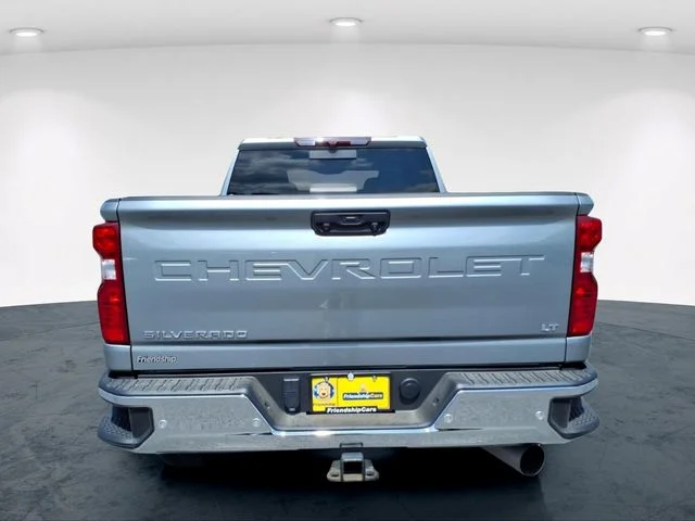 Used 2024 Gray Chevrolet LT image 10