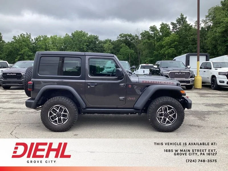 Used 2024 Gray Jeep Rubicon image 8