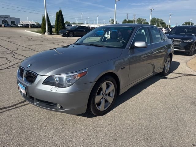 Used 2007  BMW 525xi image 10