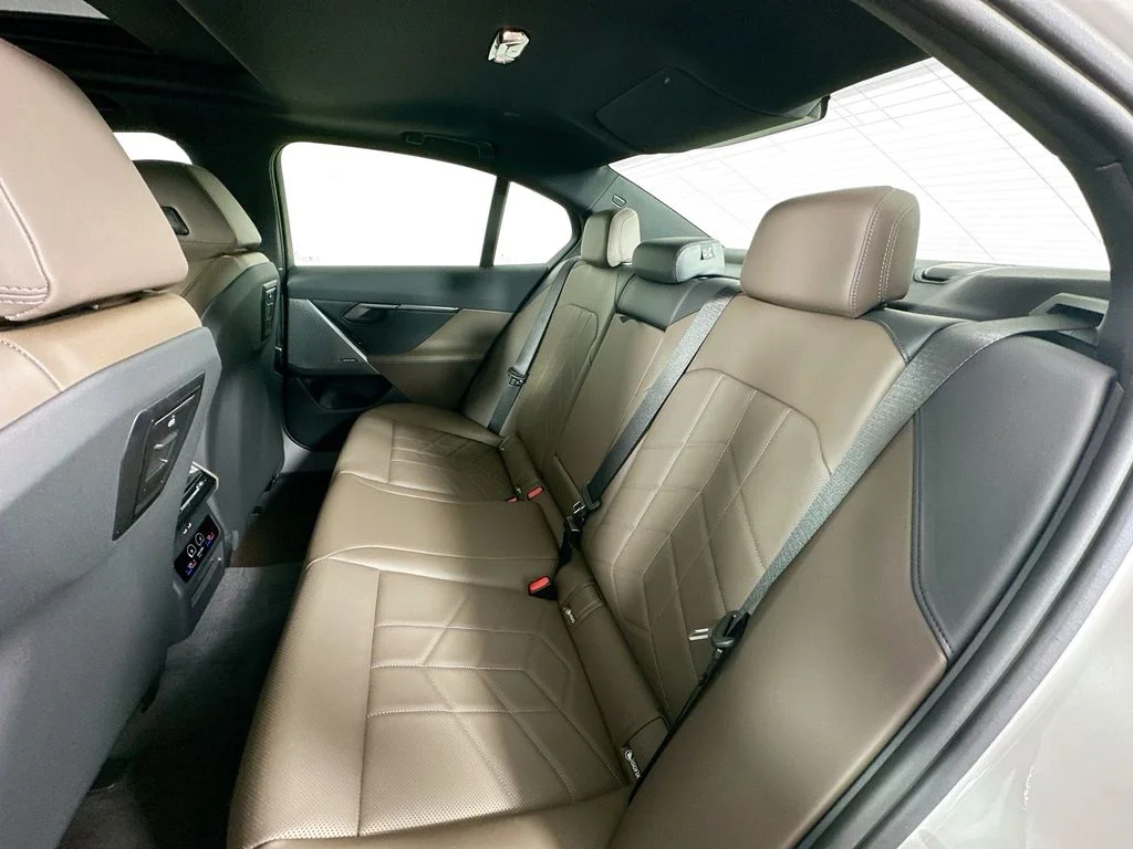 Used 2026 White Metallic BMW 530i xDrive image 24