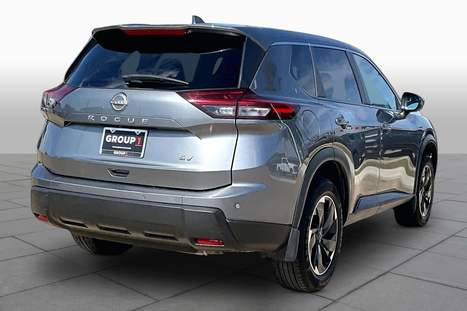 Used 2024 Gun Metallic Nissan SV image 13