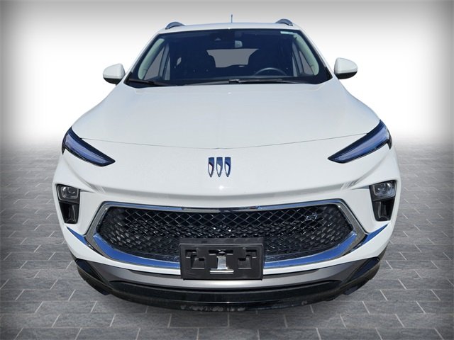 2024 Buick Encore GX Sport Touring photo 2