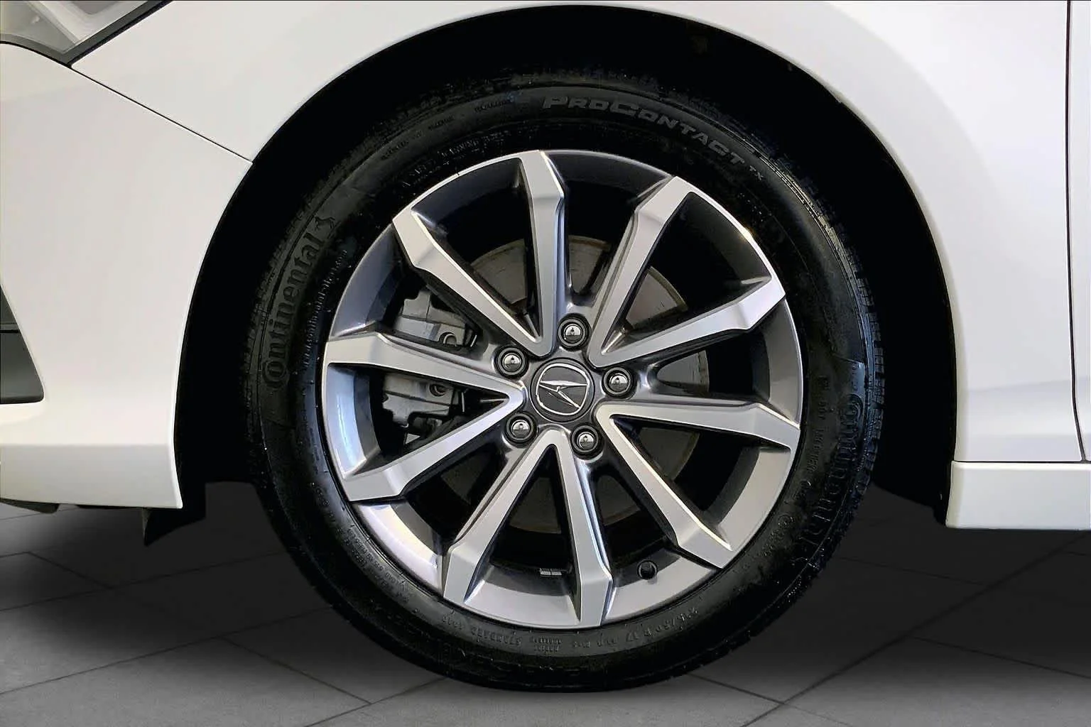 Certified Used 2026 Platinum White Pearl Acura BASE image 11