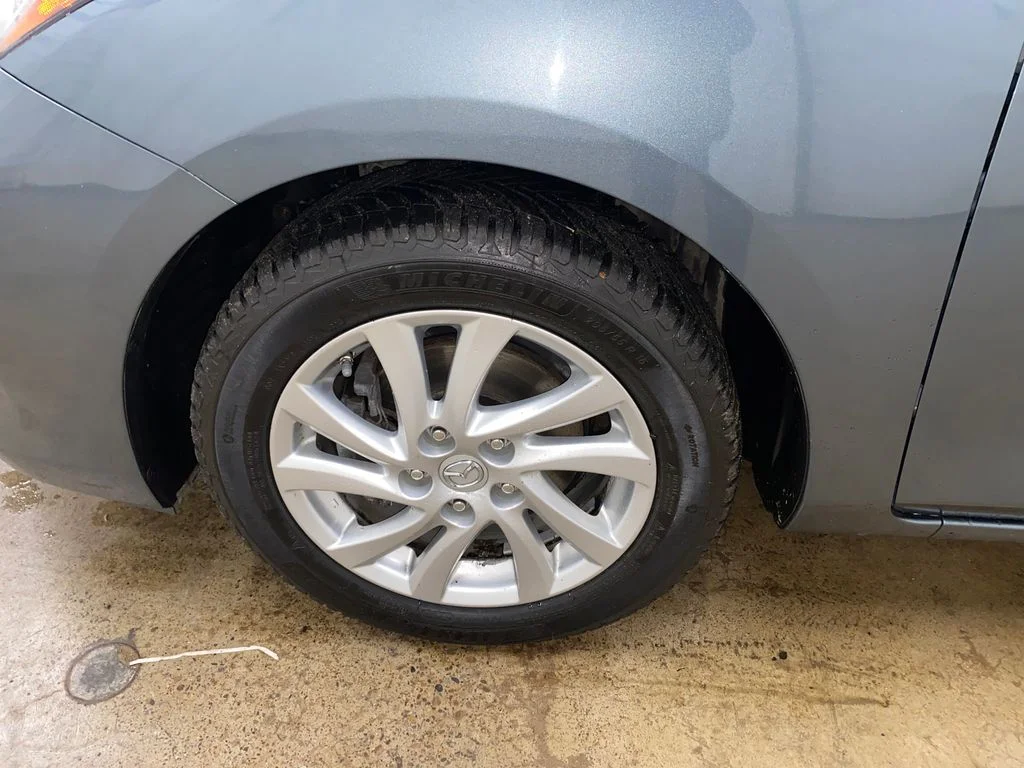 Used 2012 Gray Mazda i Touring image 18