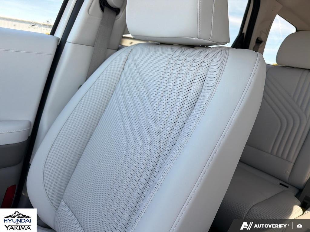 New 2026 Creamy White Pearl Hyundai SEL Premium AWD image 20
