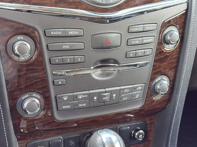 Used 2019 Blue Nissan Platinum image 26