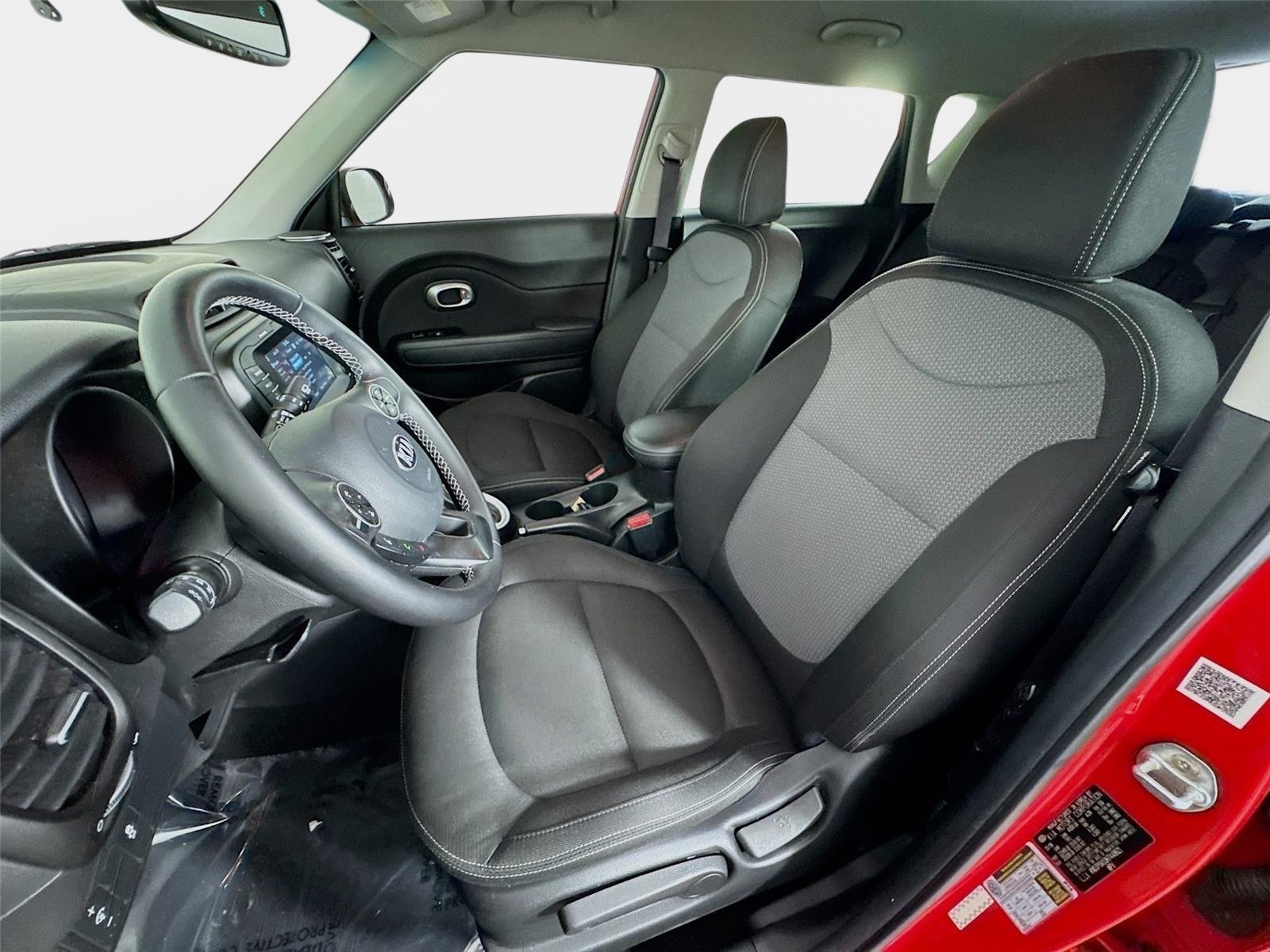 Used 2017 Inferno Red Kia + image 11