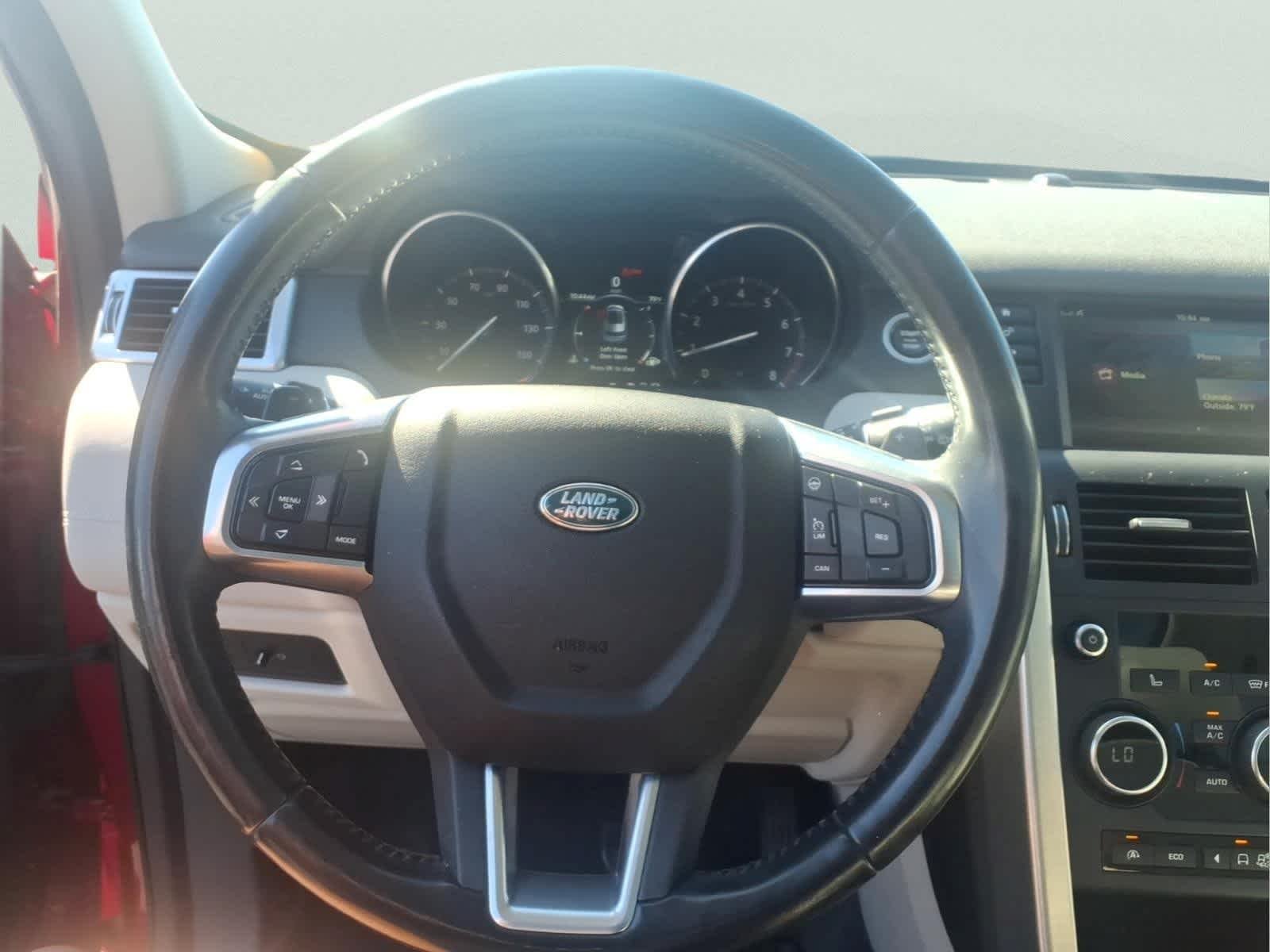 Used 2017 RED Land Rover HSE image 28