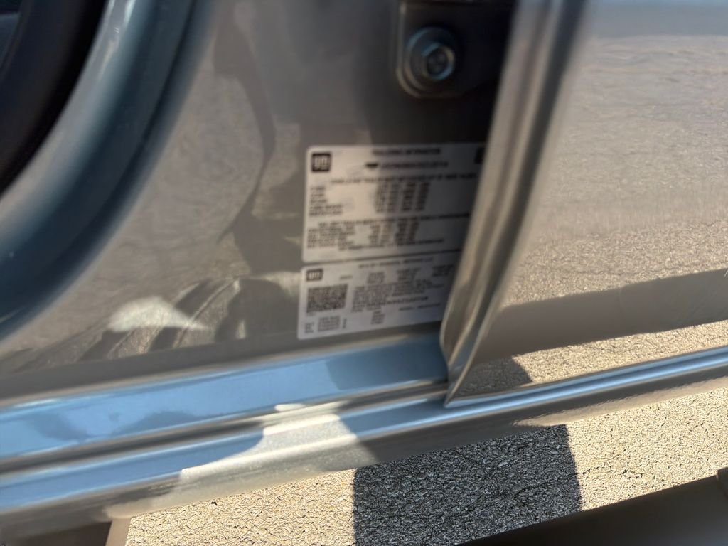 Used 2025 Gray Chevrolet Custom image 23