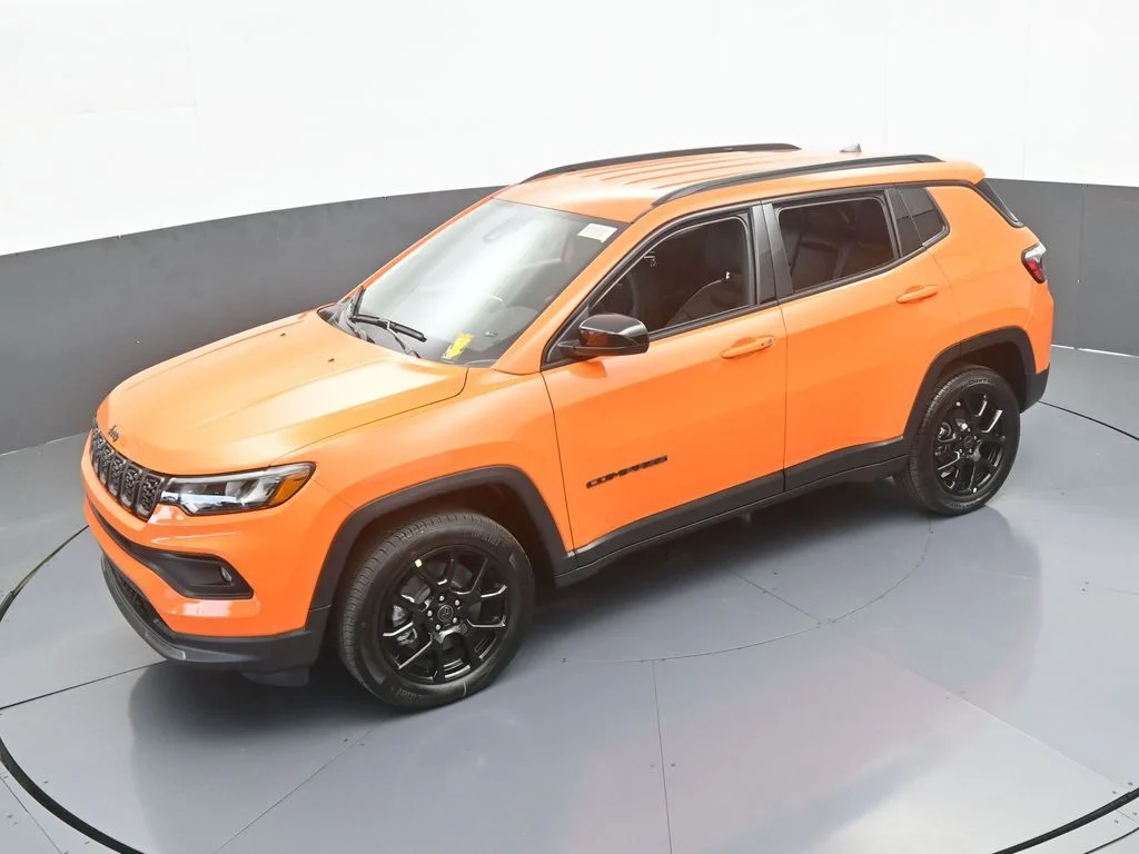 New 2026 Joose (DISC) Jeep Latitude image 40