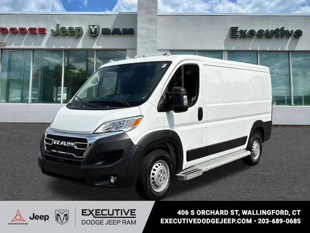 Used 2025 White Ram Base image 1