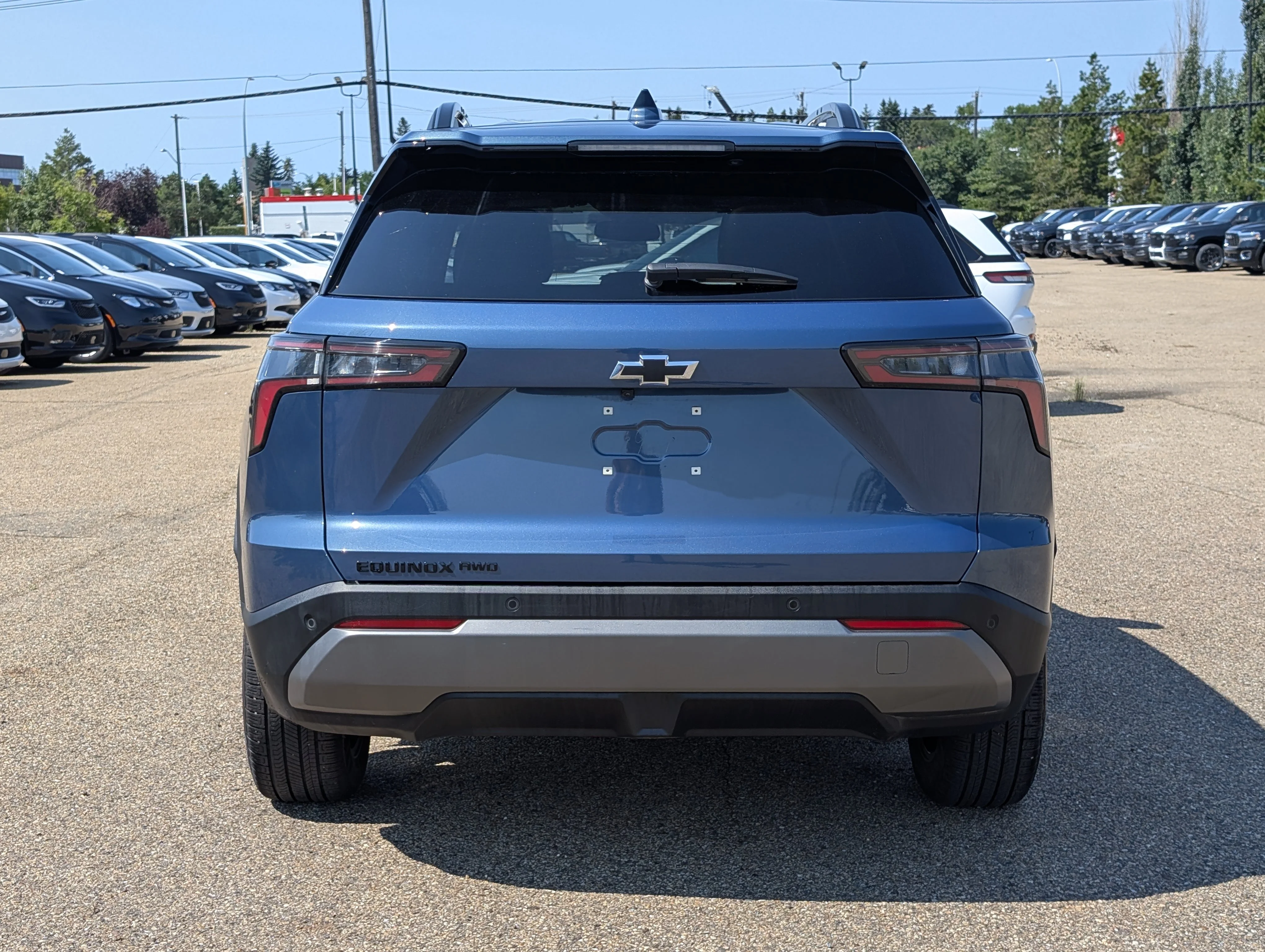 Used 2025 Lakeshore Blue Chevrolet AWD LT image 5