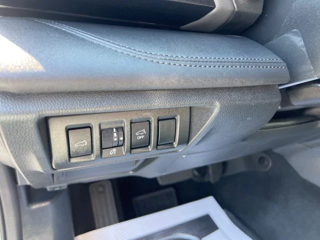 Used 2023 White Subaru Wilderness image 26