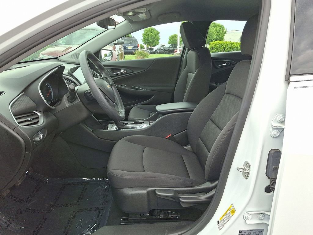 Certified Used 2022 Summit White Chevrolet LS image 14