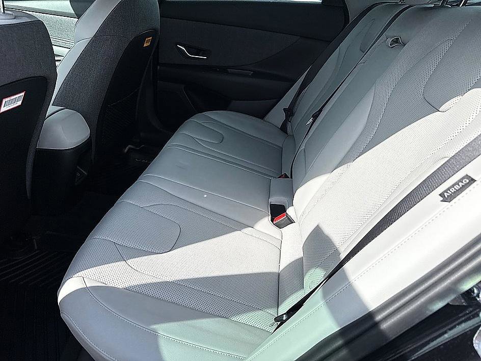 New 2026 Abyss Black Hyundai Limited image 7