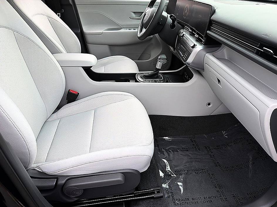 Used 2026 Abyss Black Pearl Hyundai SEL Sport image 19