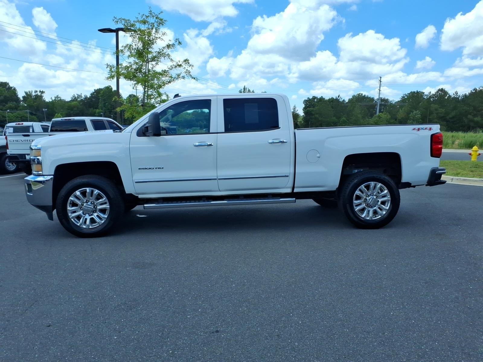 Used 2015 Summit White Chevrolet LTZ image 3