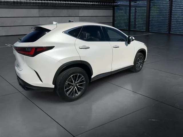 Used 2023 White Lexus 350 Premium image 8