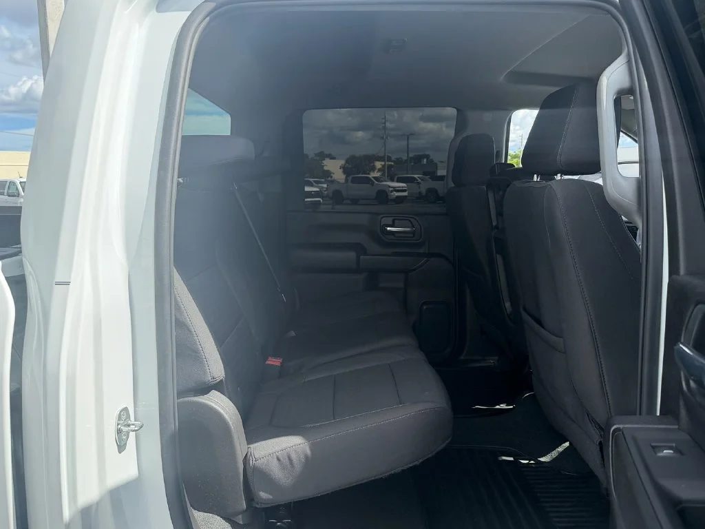 Used 2022 White Chevrolet LT image 15