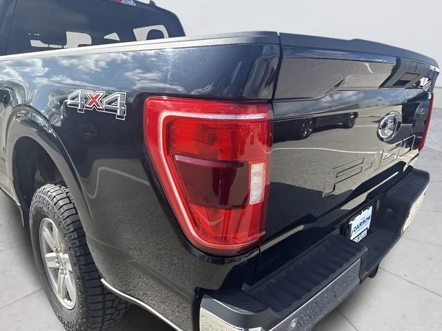 Used 2023 Black Ford XLT image 25