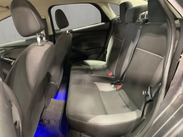 Used 2012 Gray Ford SE image 7