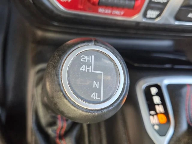 Used 2020 White Jeep Rubicon image 25