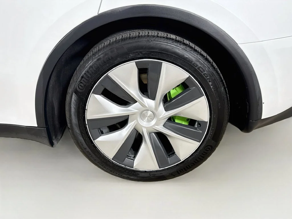 Used 2023 White Tesla Long Range image 32