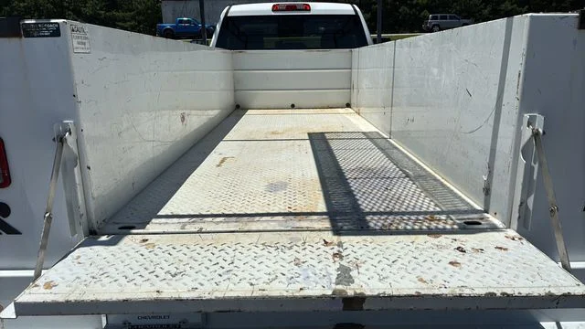 Used 2022 White Chevrolet Work Truck image 31
