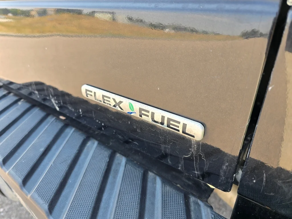 Used 2011 Tuxedo Black Metallic Ford XLT image 11
