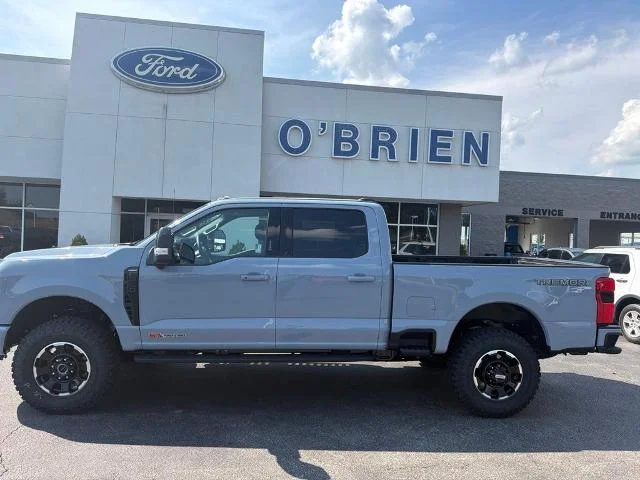 New 2027 Glacier Gray Metallic Tri-Coat Ford F-250® Lariat® image 35