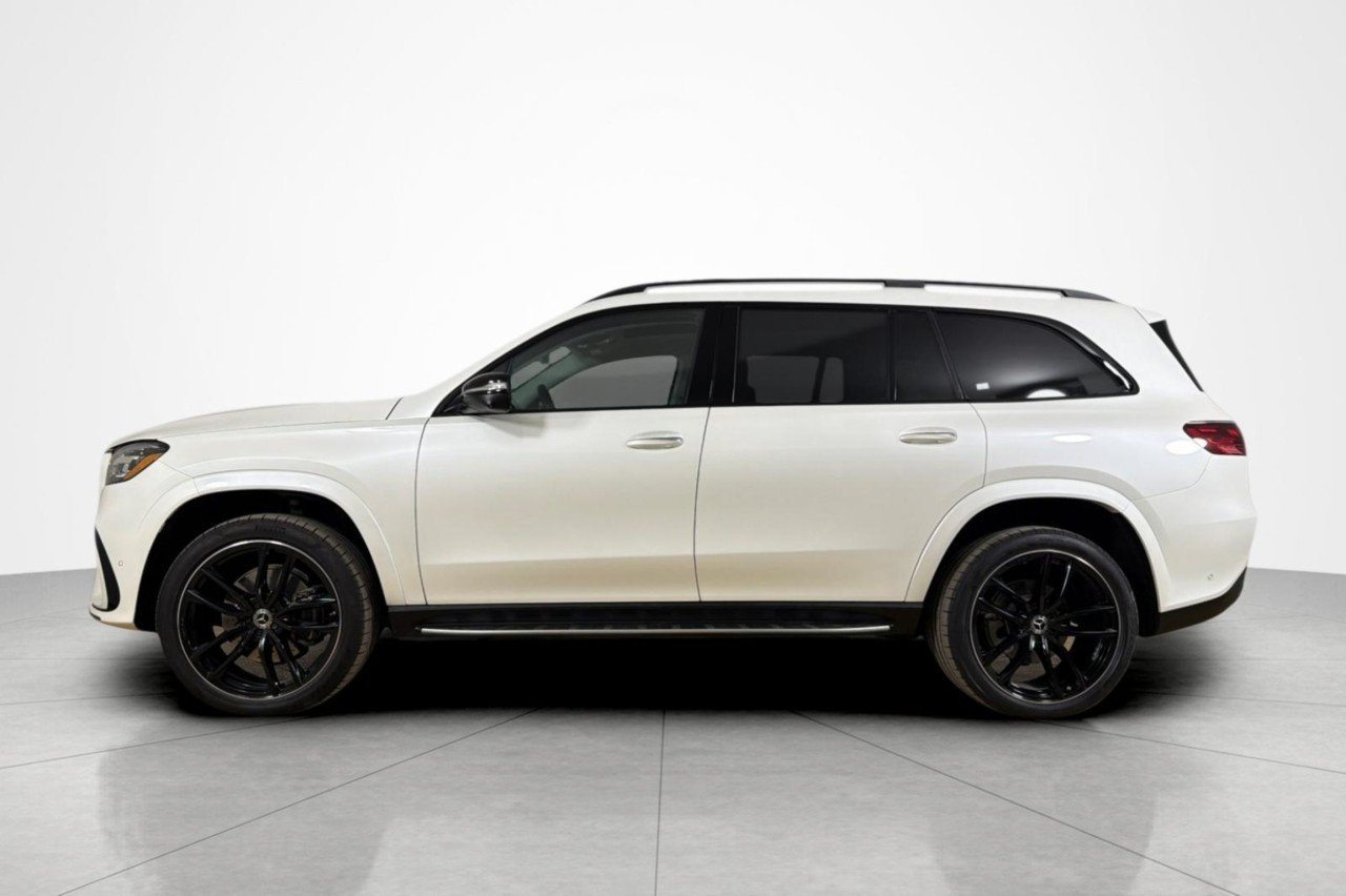 Certified Used 2024 MANUFAKTUR Diamond White Metallic Mercedes-Benz GLS 450 image 2