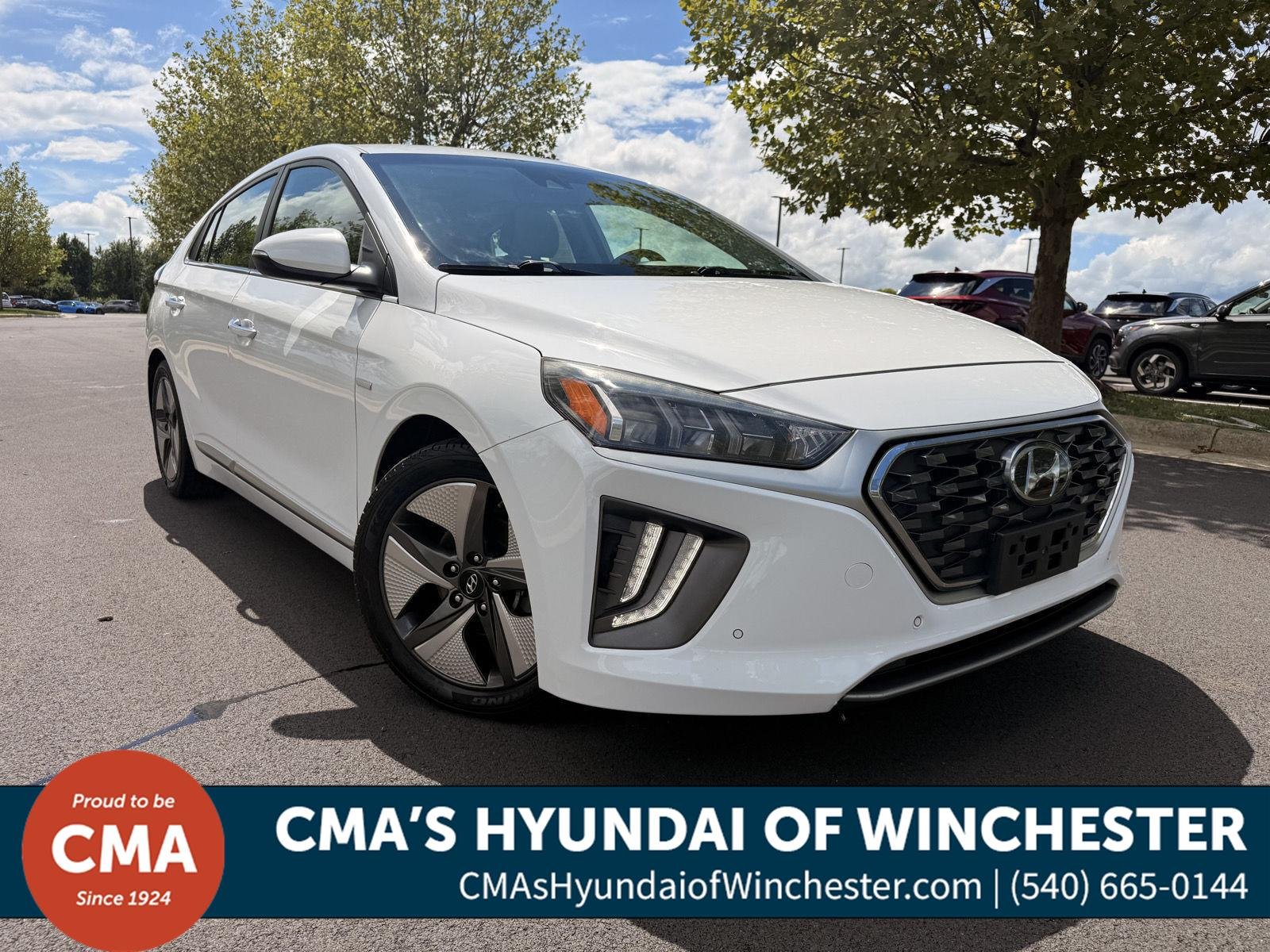 Used 2020 Ceramic White Hyundai Limited image 1
