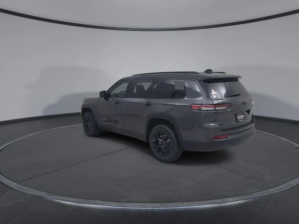 New 2026 Baltic Gray Metallic Clearcoat Jeep Altitude image 11